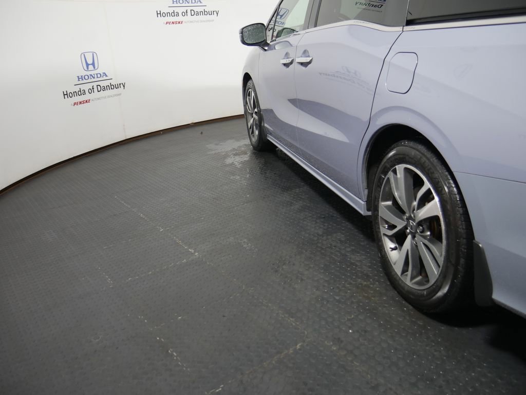 Certified 2023 Honda Odyssey Touring image 6