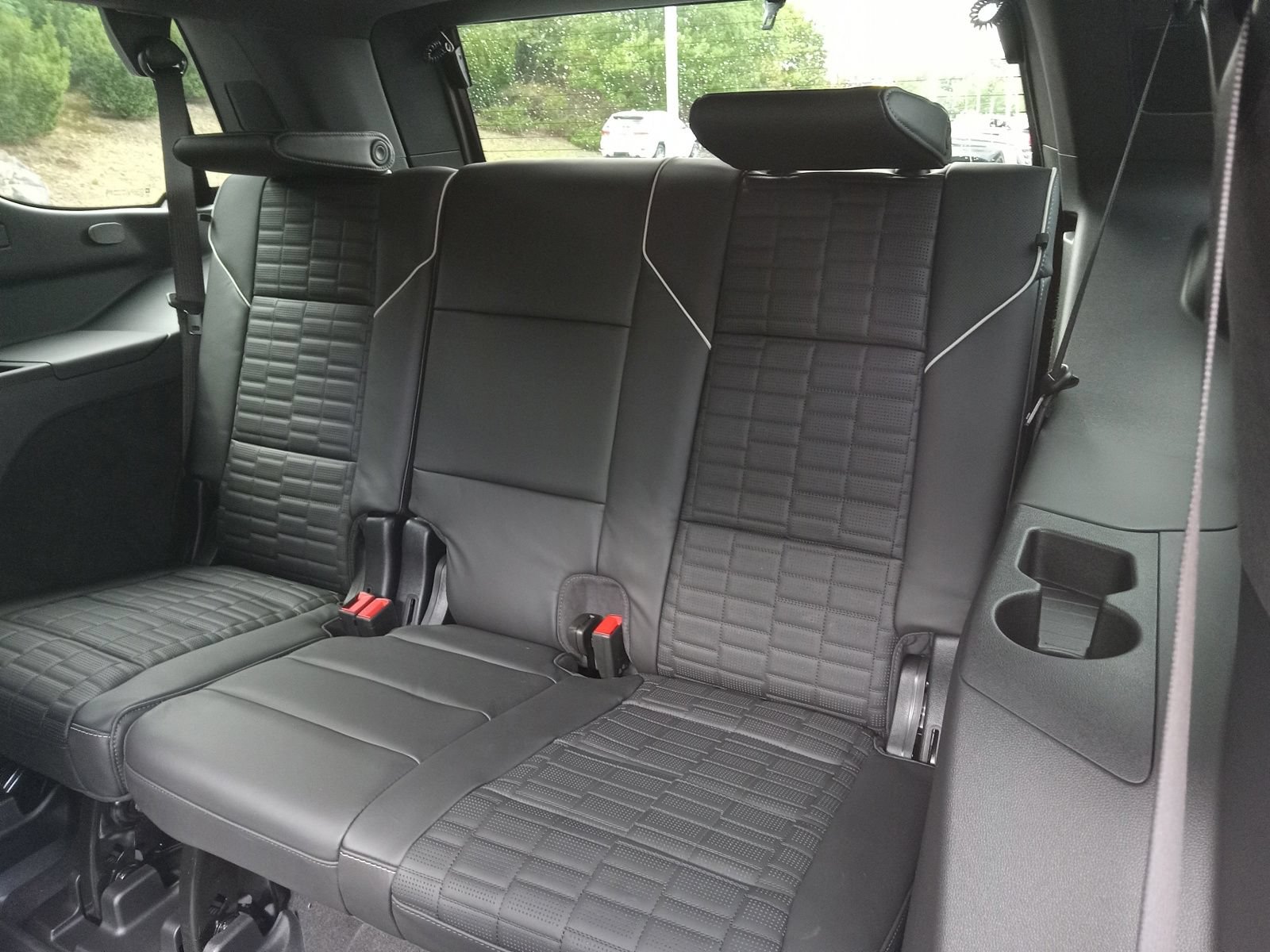 New 2026 Cadillac Escalade Platinum Sport w/ LPO, ONYX Package AWD/4WD image 27