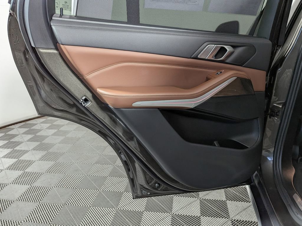 Certified 2023 BMW X5 xDrive40i w/ Executive Package image 44