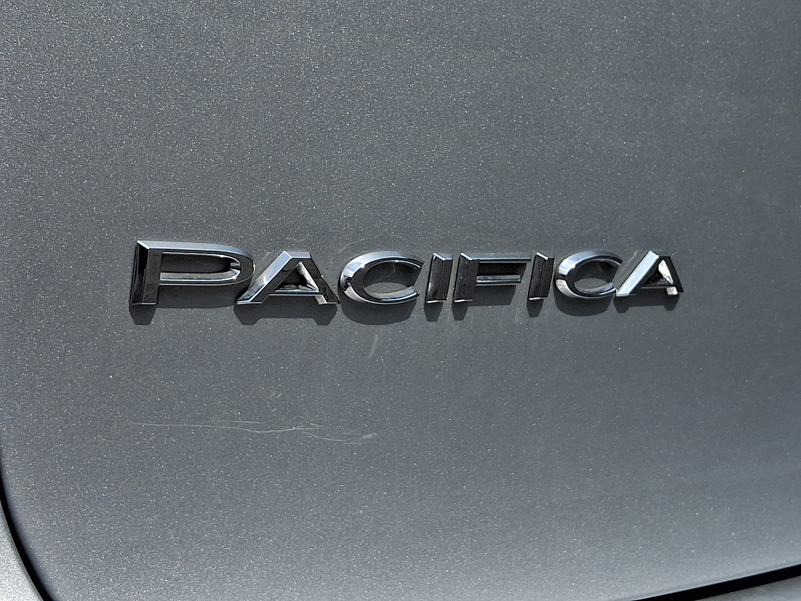 Used 2023 Chrysler Pacifica Touring-L AWD/4WD image 30