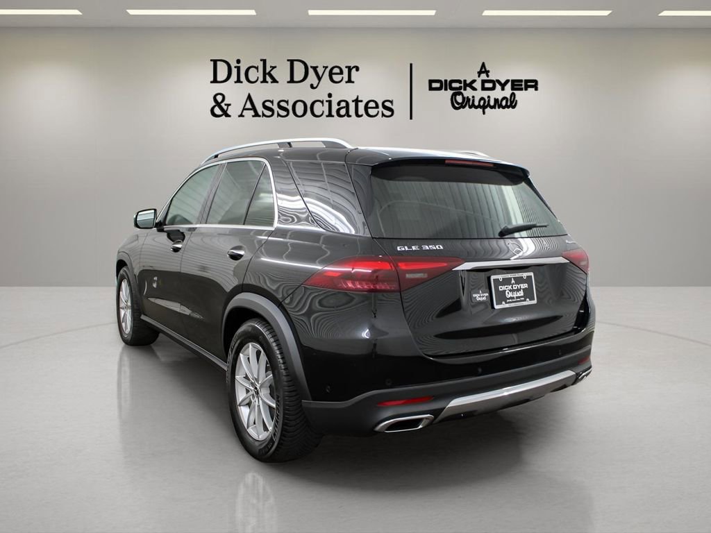 Used 2024 Mercedes-Benz GLE 350 4MATIC image 4