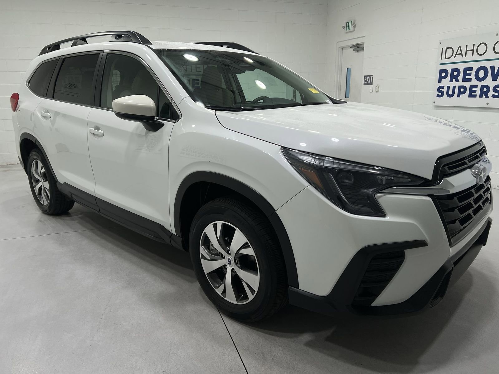 Certified 2025 Subaru Ascent Premium image 2