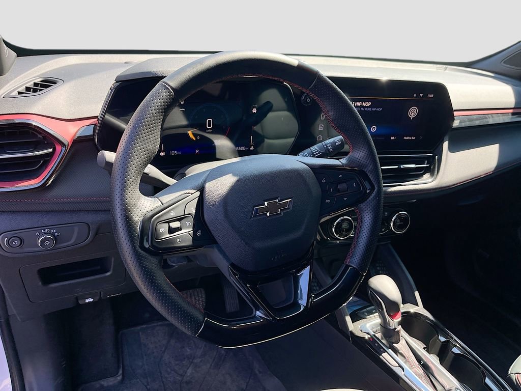 Used 2025 Chevrolet TrailBlazer RS w/ Convenience Package image 11