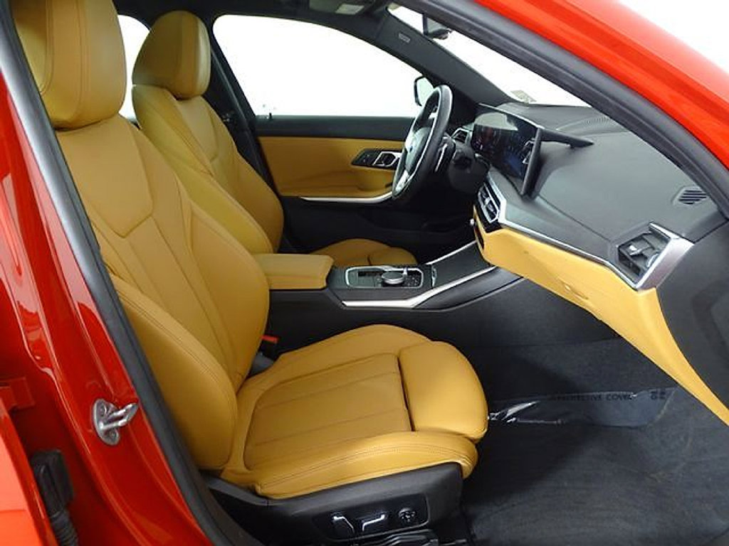 Used 2024 BMW 330i Sedan RWD image 17