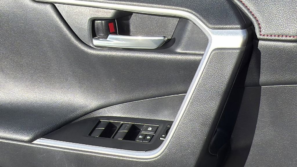 Used 2021 Toyota RAV4 TRD Off-Road w/ TRD Off-Road Weather Package image 22