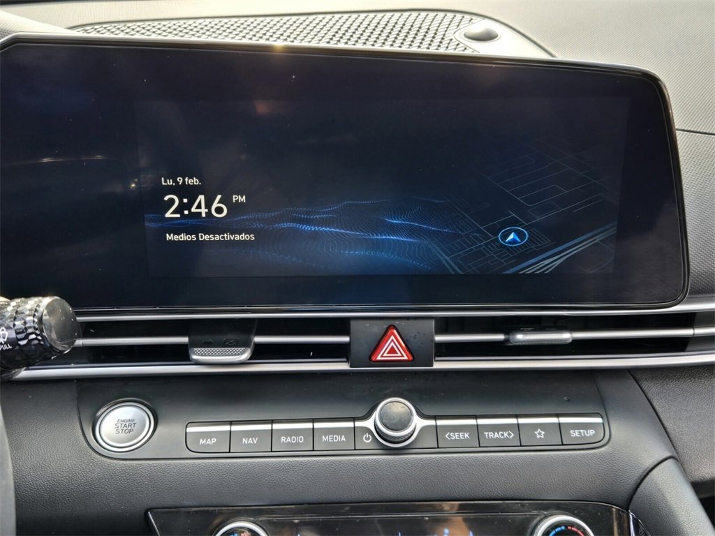 Certified 2023 Hyundai Elantra Limited image 20