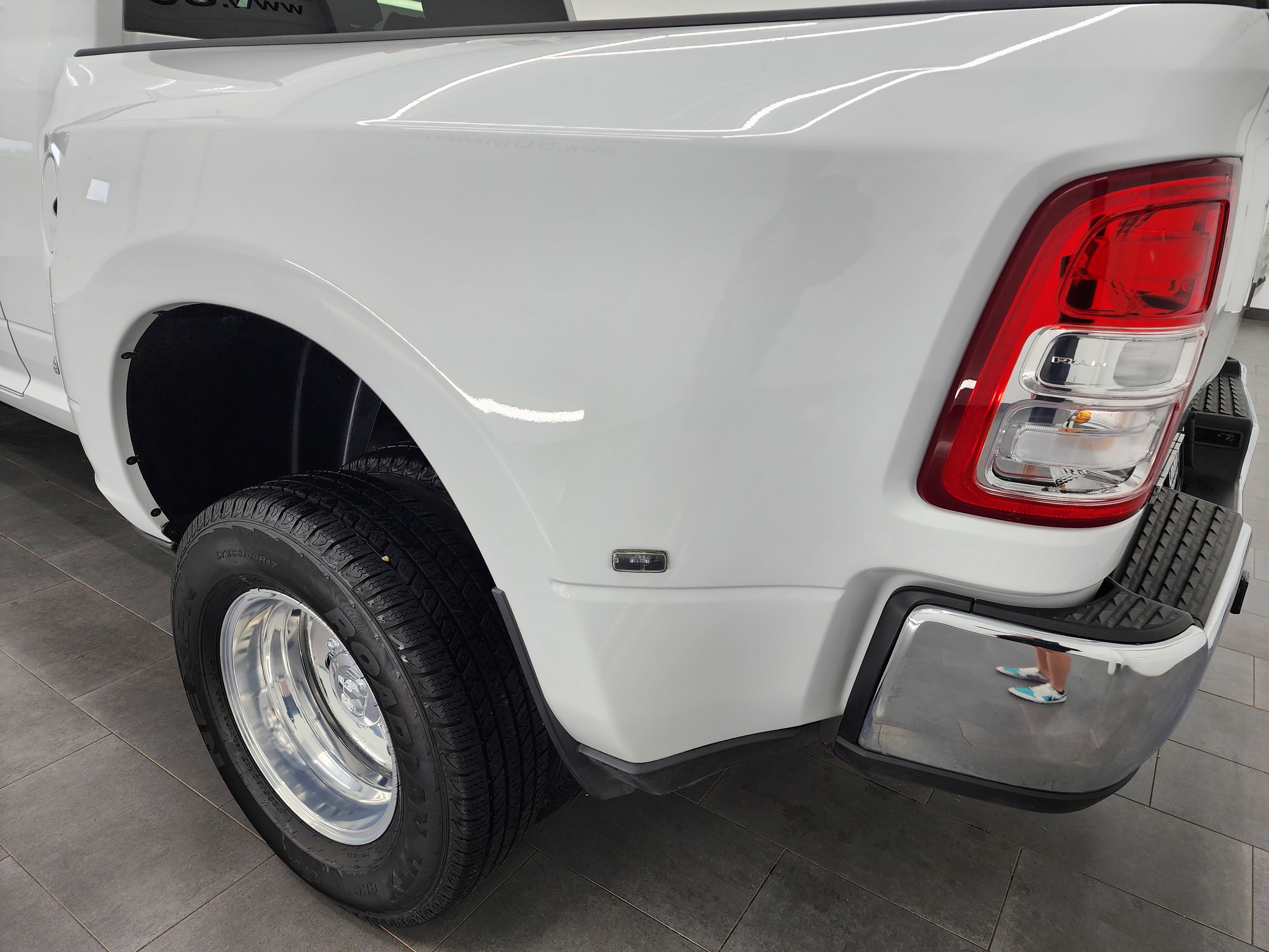 Used 2022 RAM 3500 Big Horn w/ Protection Group image 28