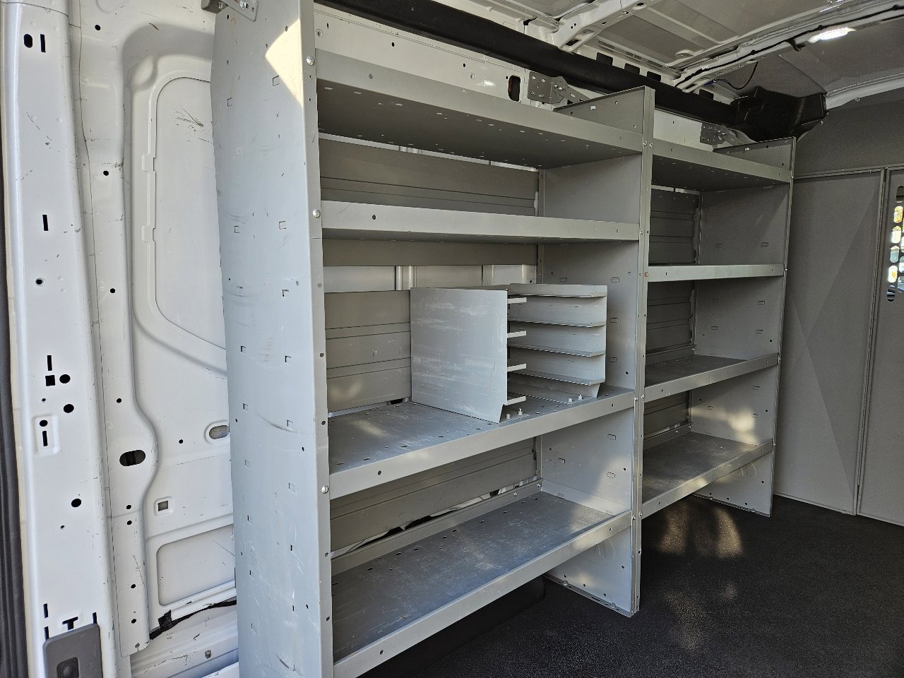 Used 2020 Ford Transit 250 Medium Roof image 19