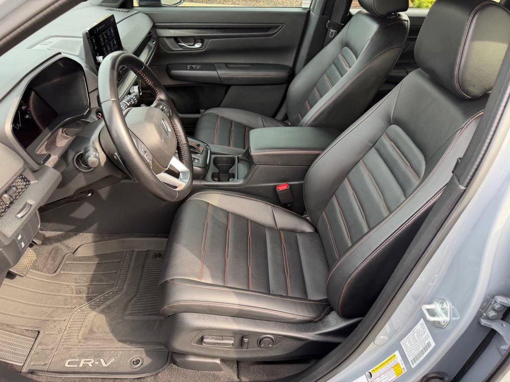 Used 2025 Honda CR-V Sport-L image 13