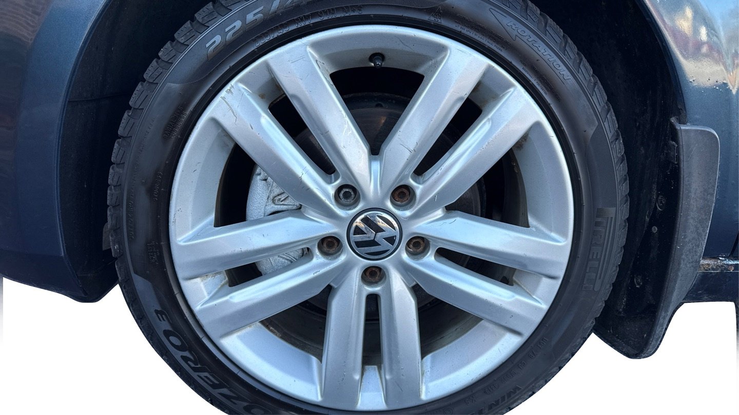 Used 2012 Volkswagen Golf TDI image 37