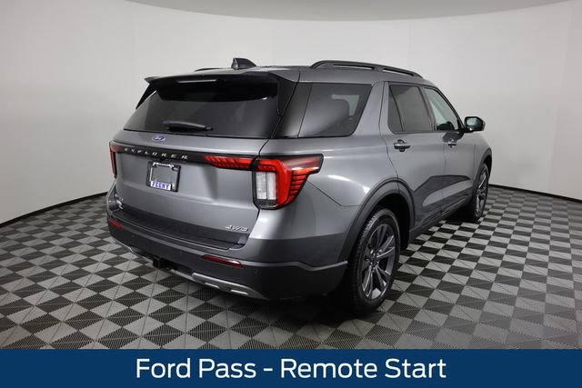 New 2026 Ford Explorer Active w/ Active Comfort Package video 3