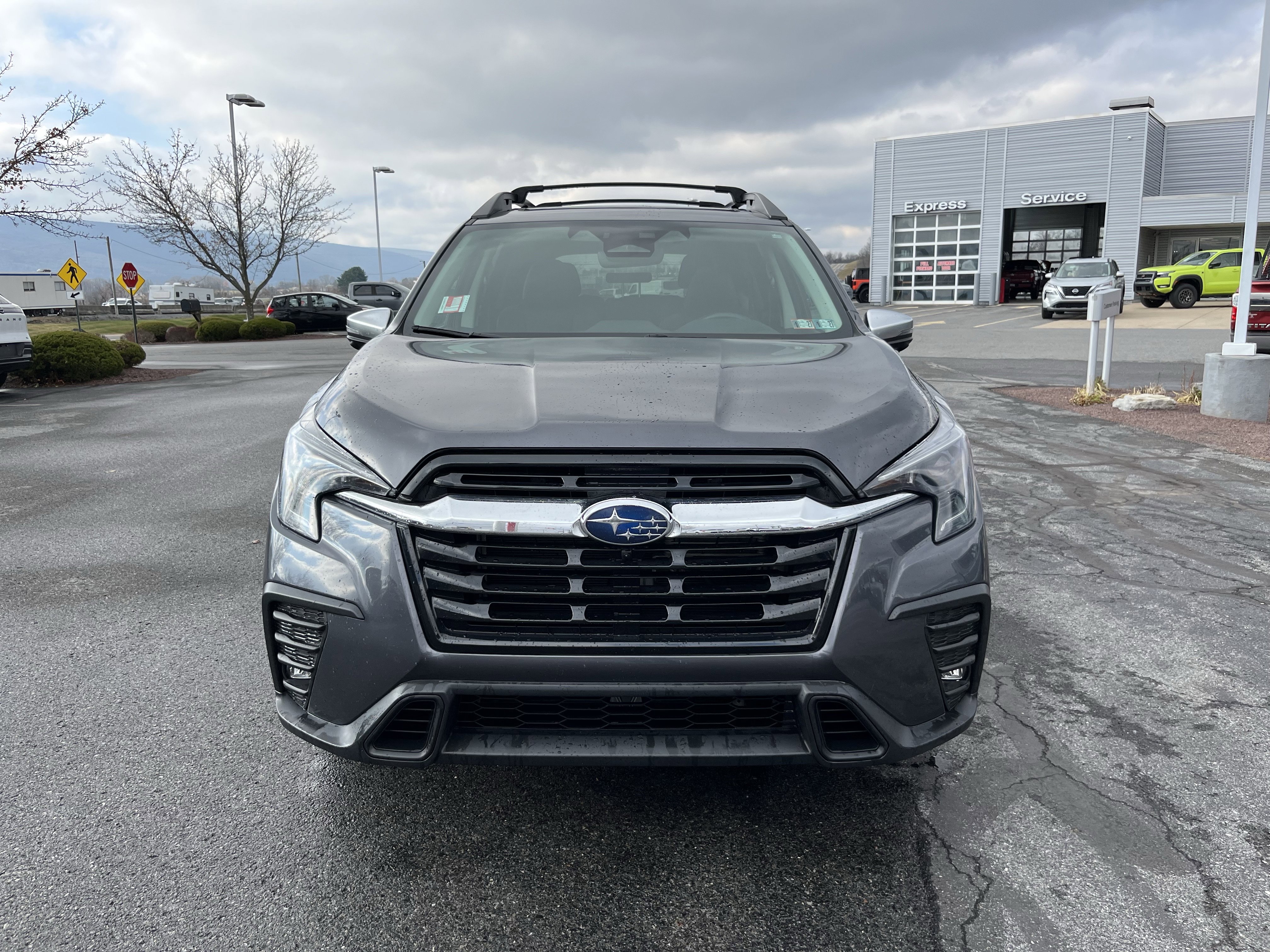 Used 2023 Subaru Ascent Limited w/ Technology Package image 10