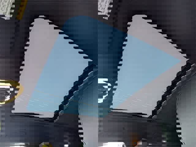 Used 2024 Porsche Macan image 20