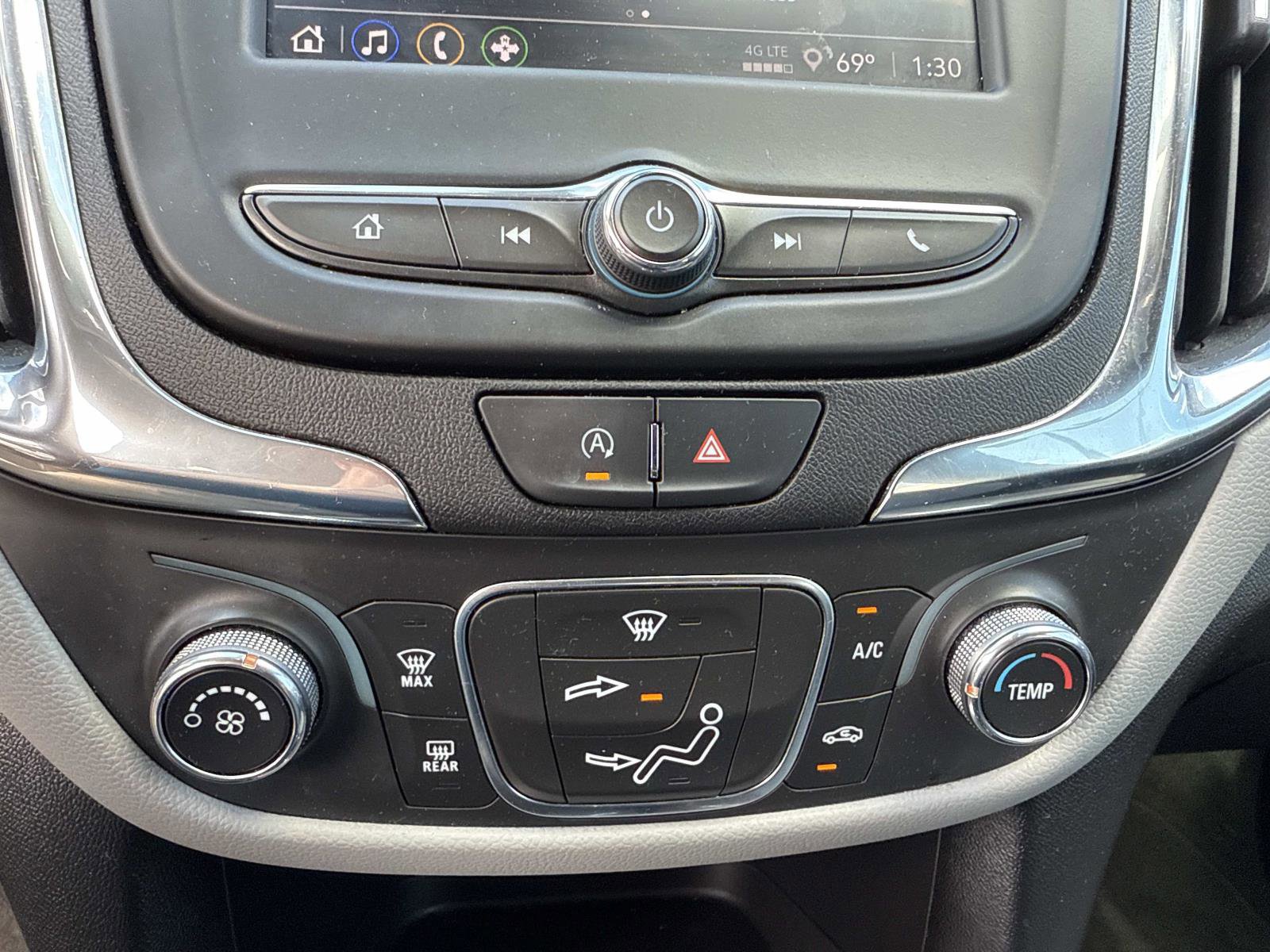 Used 2024 Chevrolet Equinox LS w/ LS Convenience Package image 25