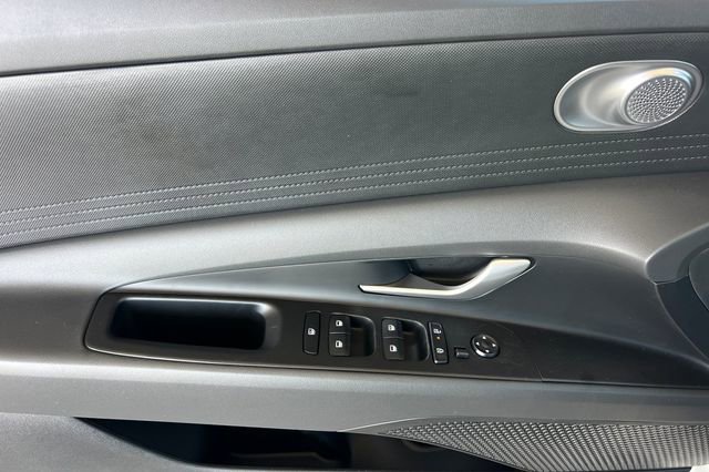 New 2026 Hyundai Elantra Hybrid FWD image 11