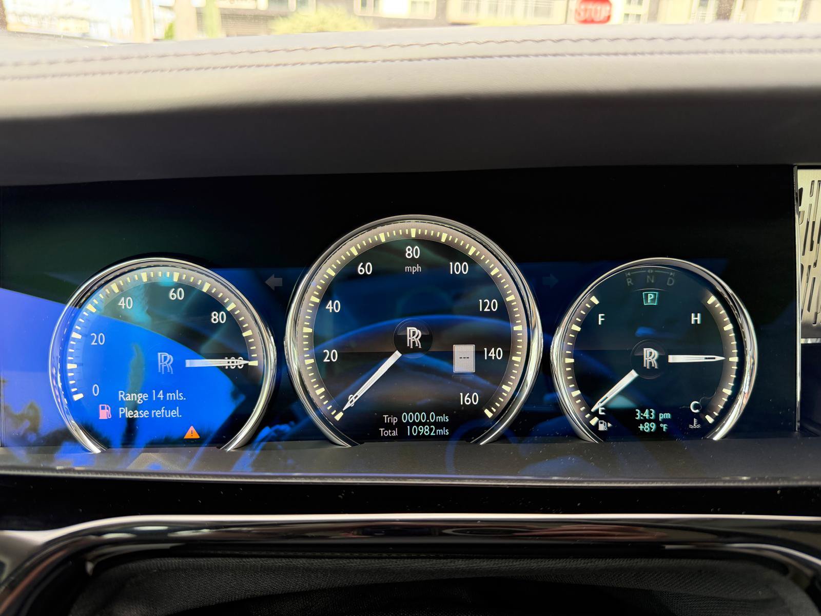 Used 2019 Rolls-Royce Phantom Sedan RWD image 36