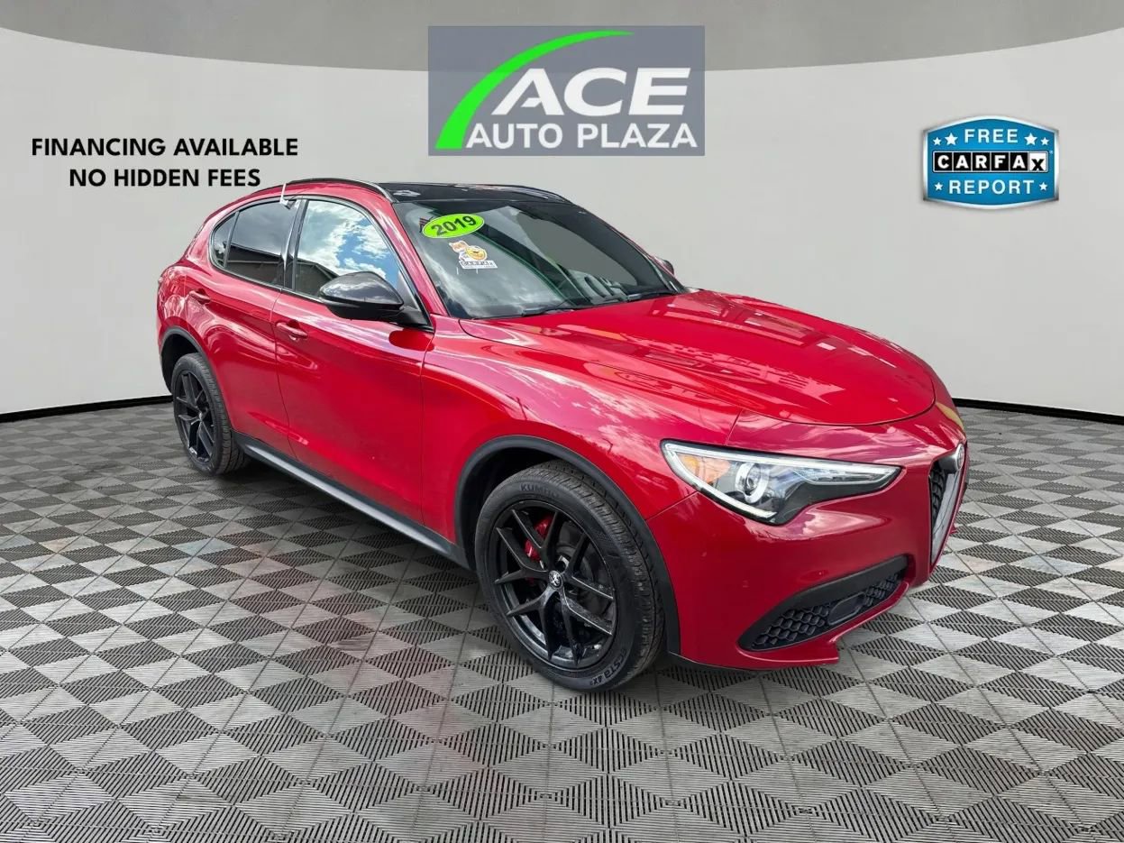 Used 2019 Alfa Romeo Stelvio Ti Sport w/ Quick Order Package 22S Sport AWD/4WD image 1