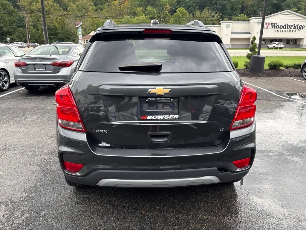 Used 2017 Chevrolet Trax LT FWD image 4