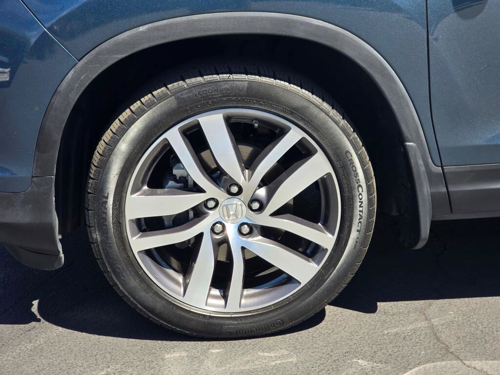 Used 2018 Honda Pilot Touring image 17
