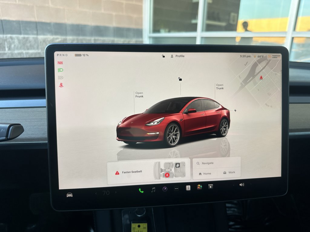 Used 2023 Tesla Model 3 Standard Range image 19