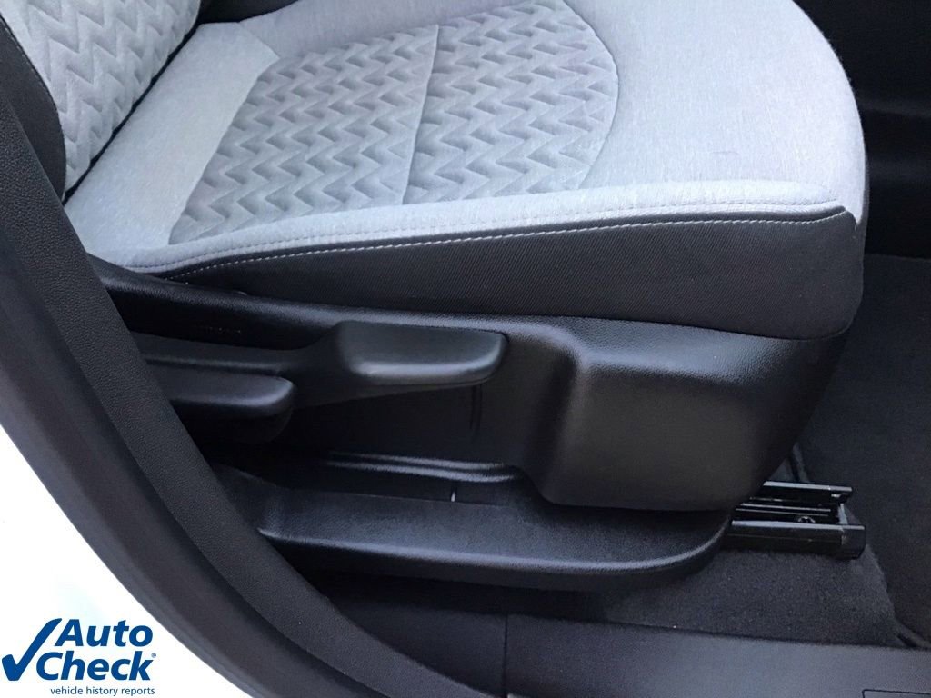 Used 2024 Chevrolet Equinox LS image 22