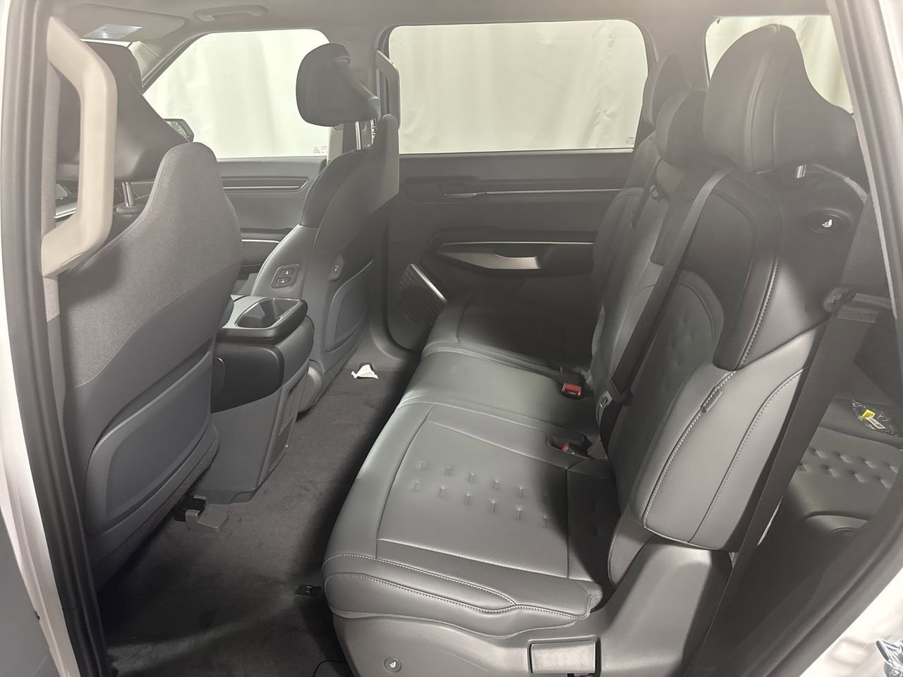 New 2026 Kia EV9 Wind image 28