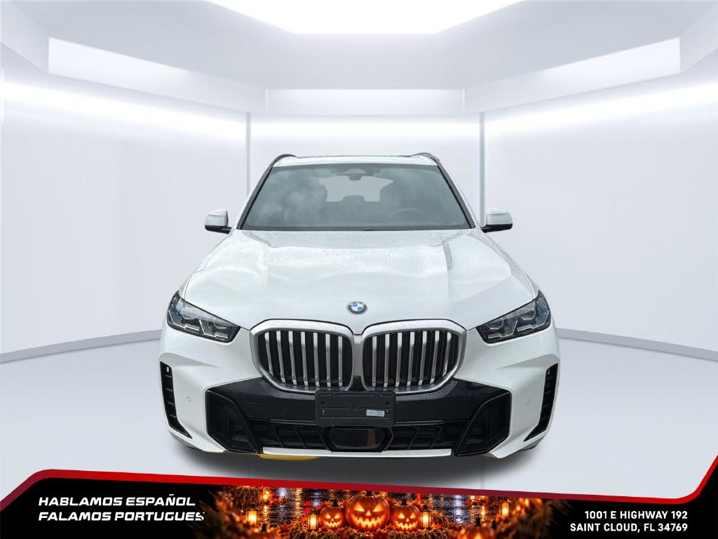 Used 2024 BMW X5 xDrive40i w/ M Sport Package AWD/4WD image 9
