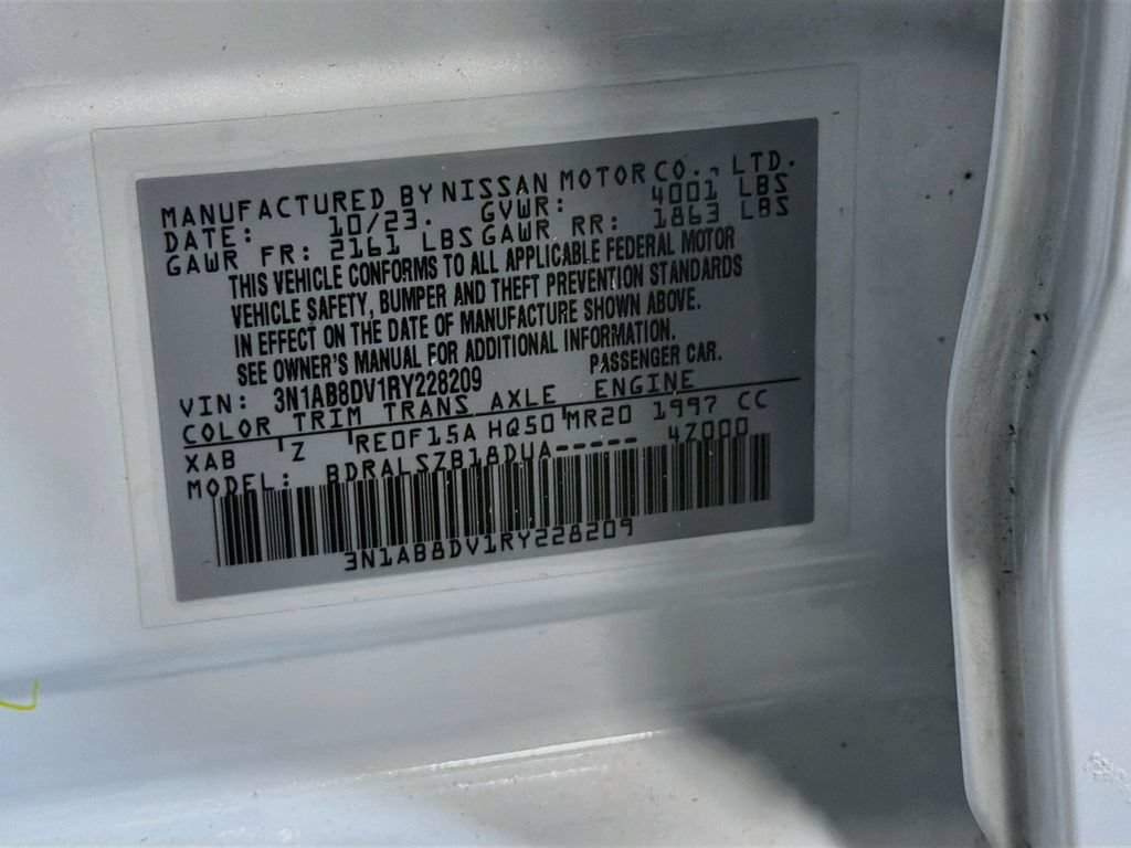 Used 2024 Nissan Sentra SR w/ SR Premium Package FWD image 33