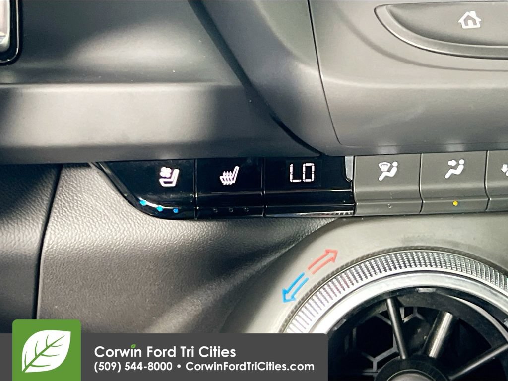 Used 2022 Chevrolet Camaro ZL1 RWD image 22