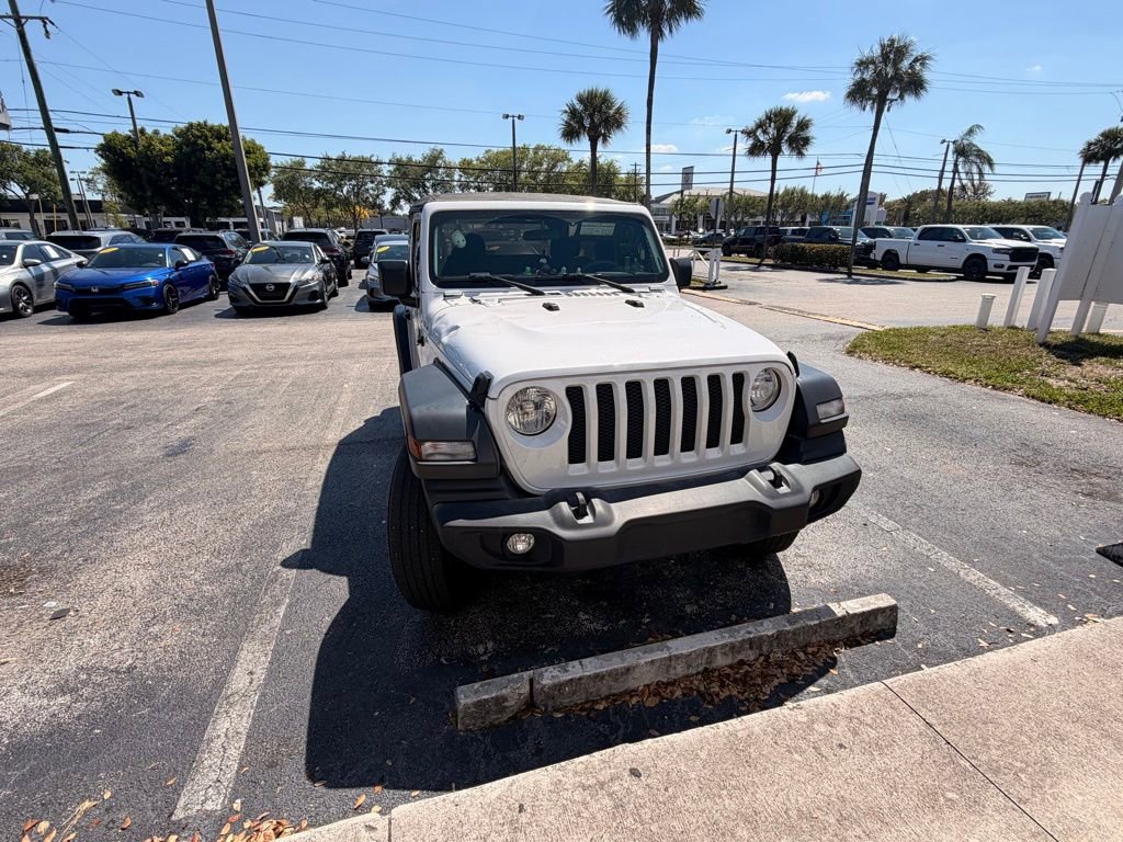 Used 2022 Jeep Wrangler Sport image 2