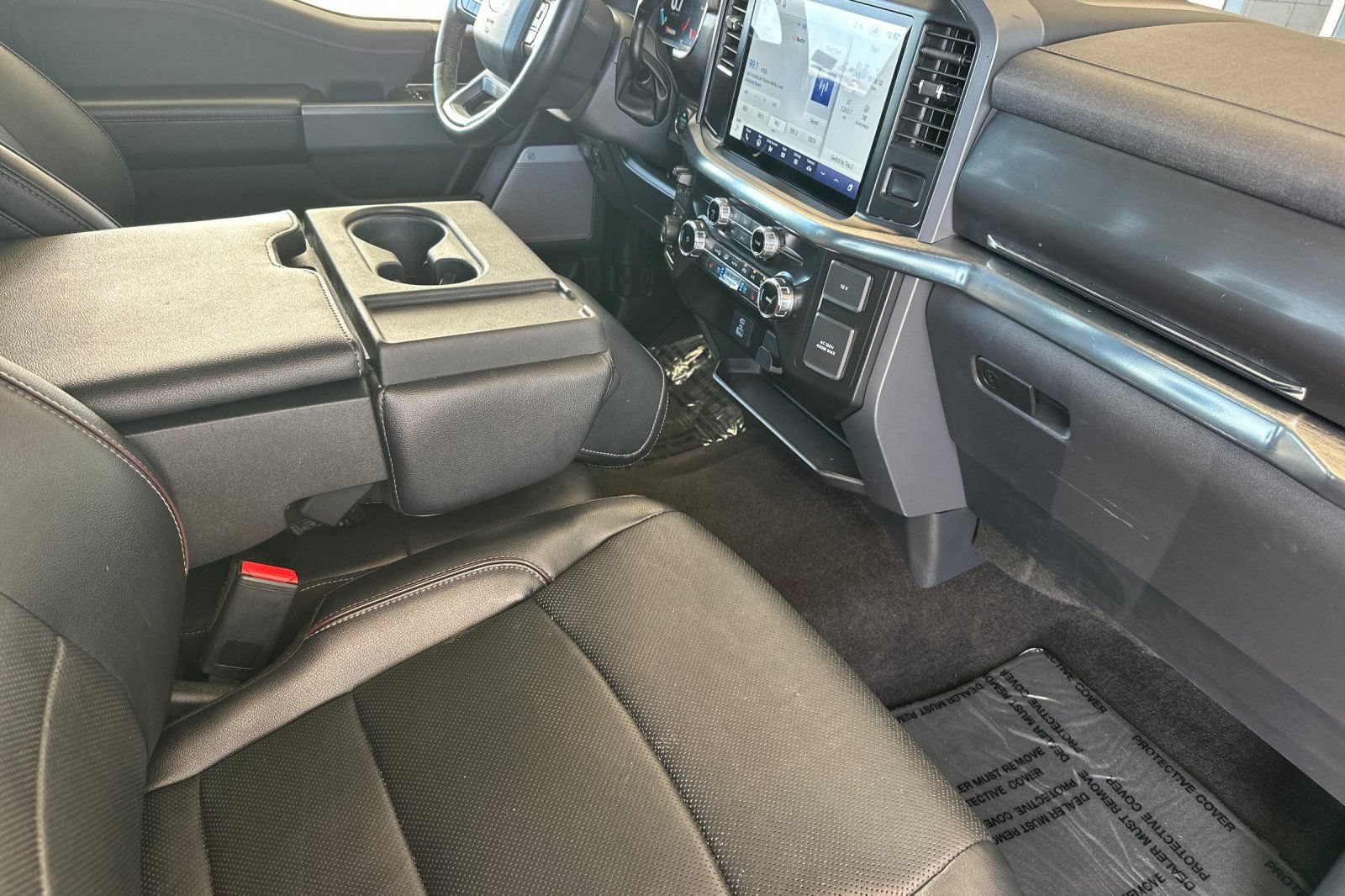 Used 2022 Ford F150 Lariat w/ Equipment Group 501A Mid AWD/4WD image 16