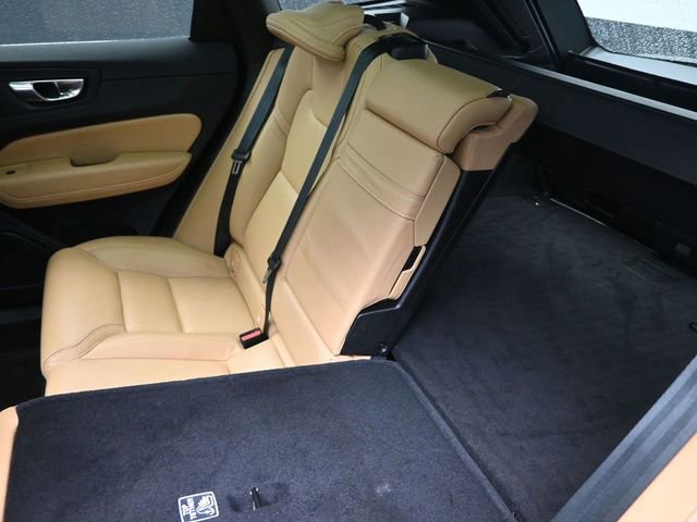 Used 2021 Volvo XC60 T5 Inscription w/ Climate Package AWD/4WD image 22