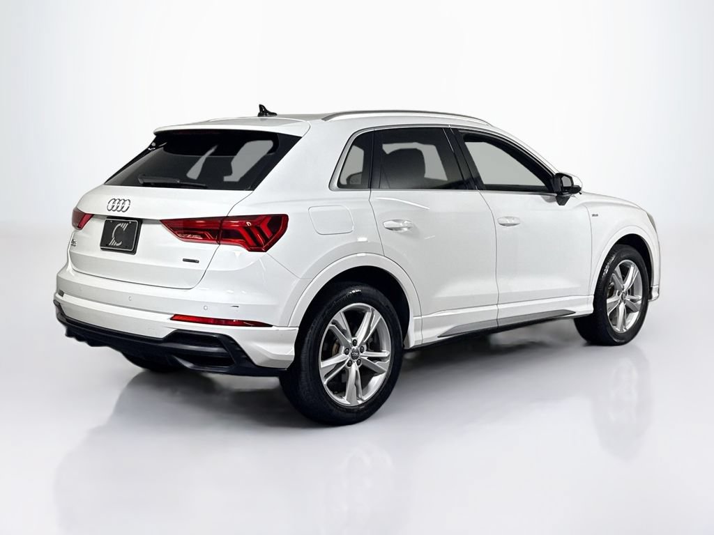 Used 2020 Audi Q3 2.0T Premium w/ Convenience Package AWD/4WD image 5