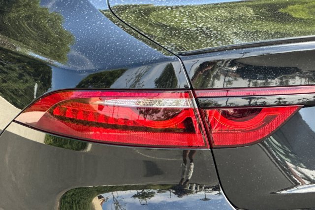Used 2024 Jaguar XF R-Dynamic SE AWD/4WD image 25