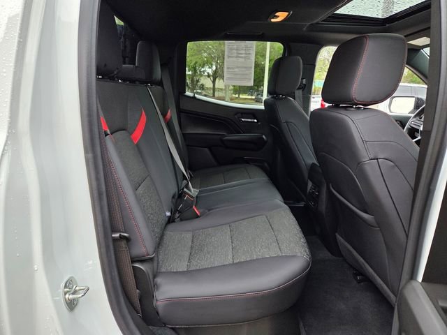 Used 2025 Chevrolet Colorado Z71 w/ Midnight Edition image 23