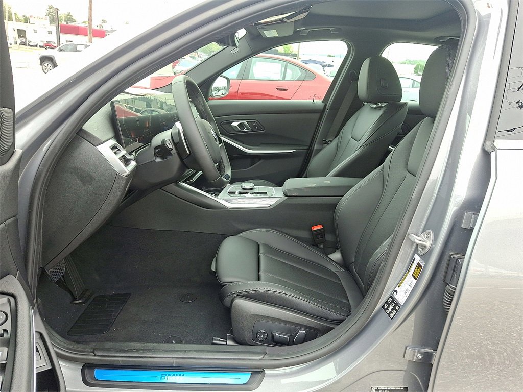 New 2025 BMW 330i xDrive Sedan w/ Premium Package image 9