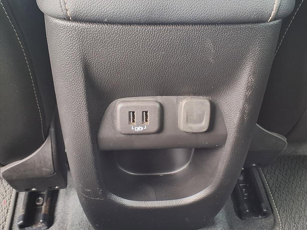 Used 2021 GMC Canyon Denali image 16