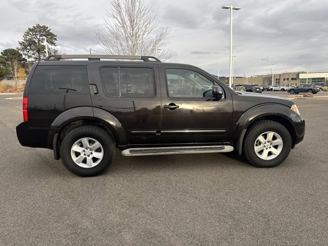 Used 2011 Nissan Pathfinder SV image 7