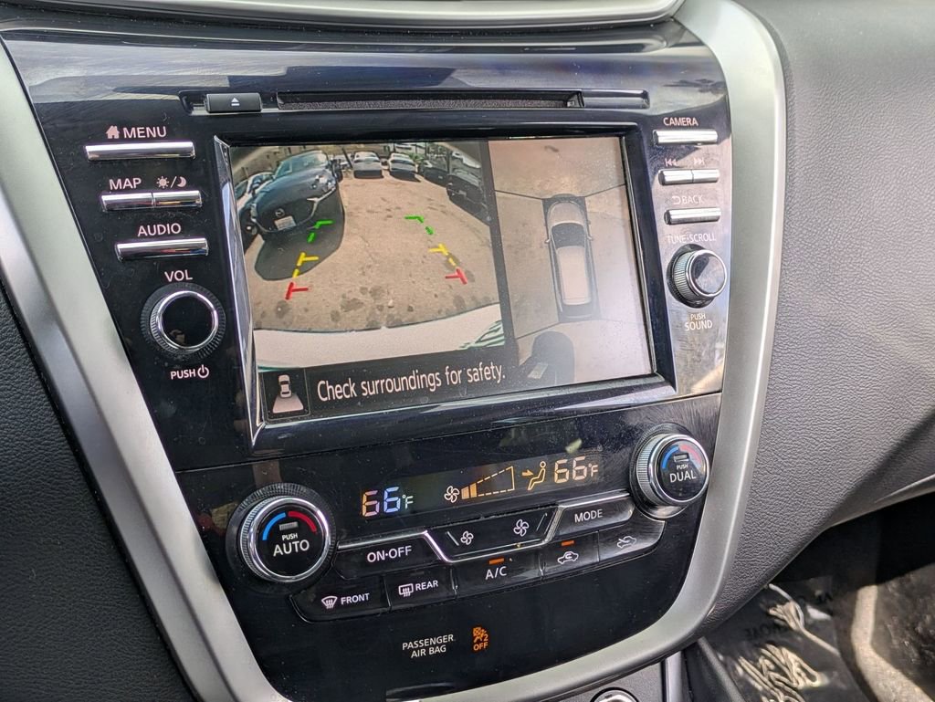 Used 2023 Nissan Murano SL w/ SL Moonroof Package image 16