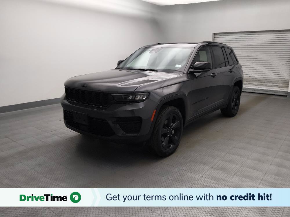 Used 2023 Jeep Grand Cherokee Altitude AWD/4WD image 1