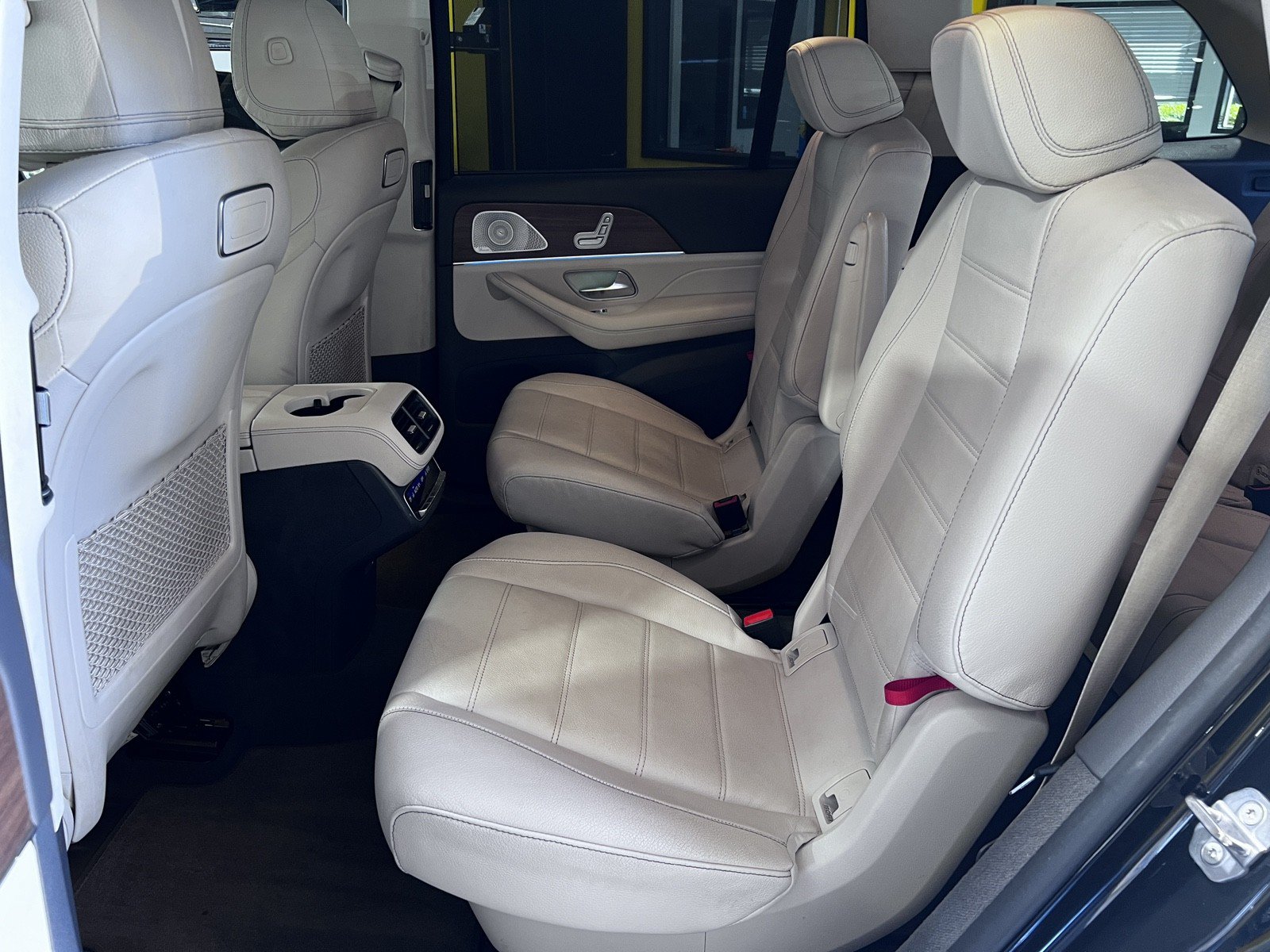 Used 2020 Mercedes-Benz GLS 450 4MATIC image 19