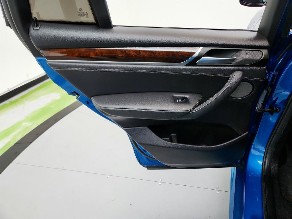 Used 2018 BMW X4 M40i AWD/4WD image 26