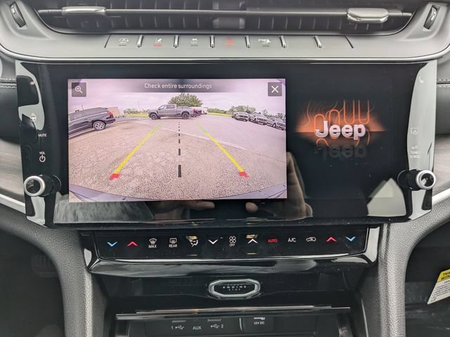 New 2026 Jeep Grand Cherokee Altitude AWD/4WD image 24