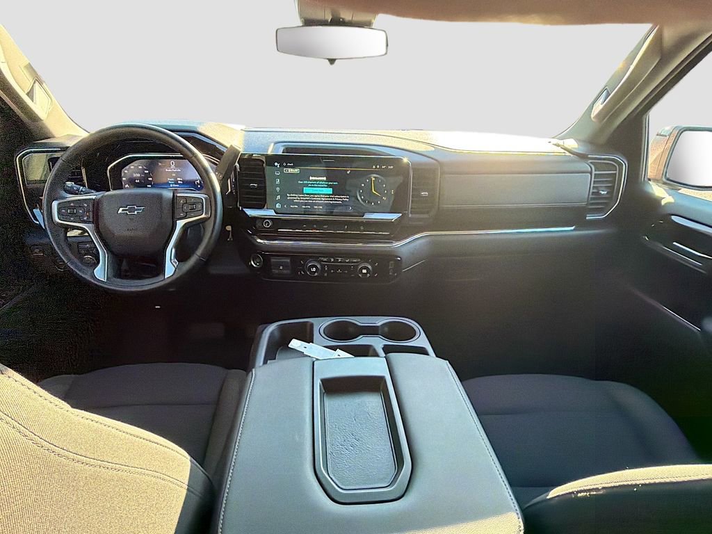 Used 2024 Chevrolet Silverado 1500 RST w/ Z71 Off-Road Package image 16