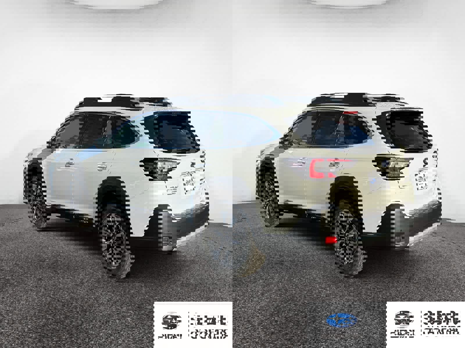New 2025 Subaru Outback Touring XT image 3