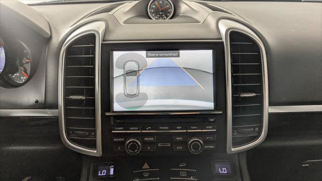 Used 2014 Porsche Cayenne Platinum Edition AWD/4WD image 27