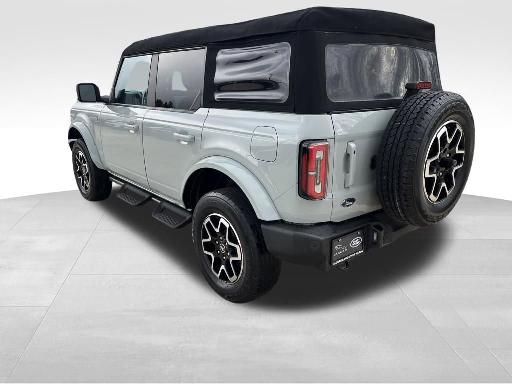 Used 2023 Ford Bronco Outer Banks image 3