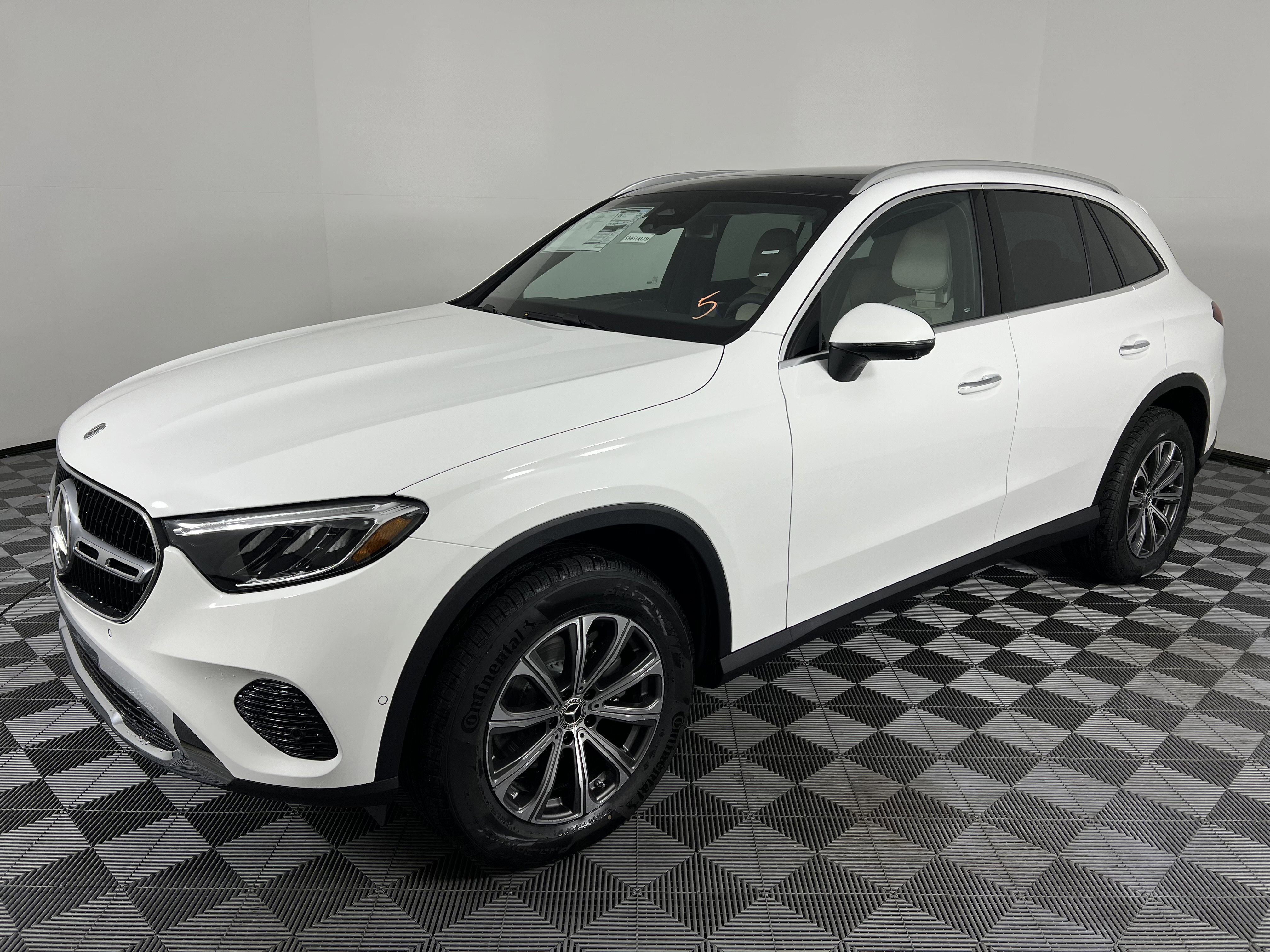 New 2026 Mercedes-Benz GLC 300 4MATIC image 7