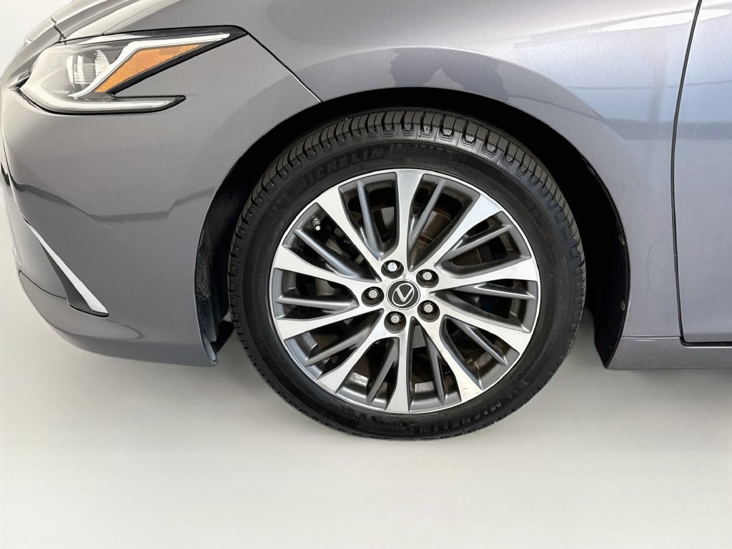 Used 2019 Lexus ES 350 w/ Premium Package FWD image 30