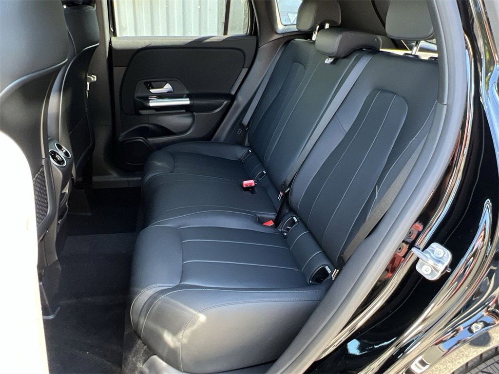 Certified 2025 Mercedes-Benz GLA 250 4MATIC image 23